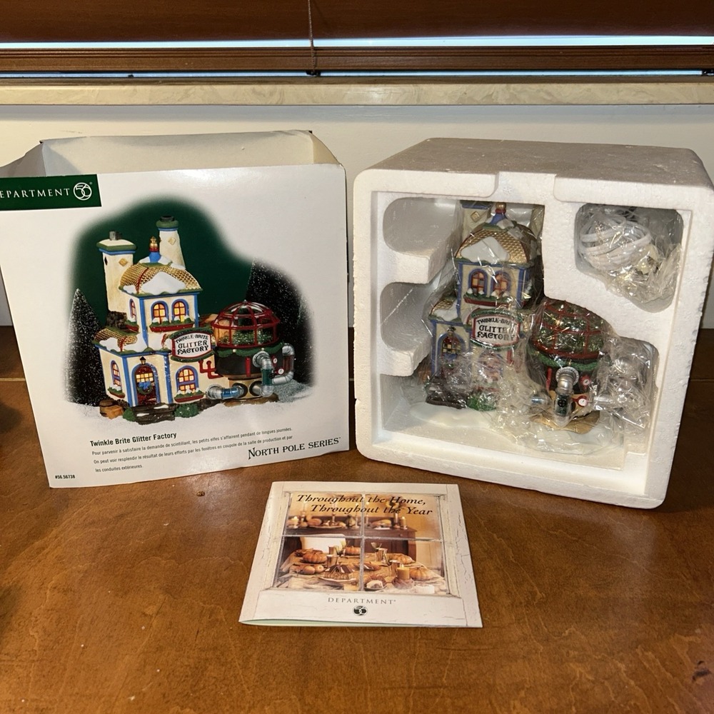 Department 56 North Pole Series Twinkle Bright Glitter Factory  #56738 w/Box
